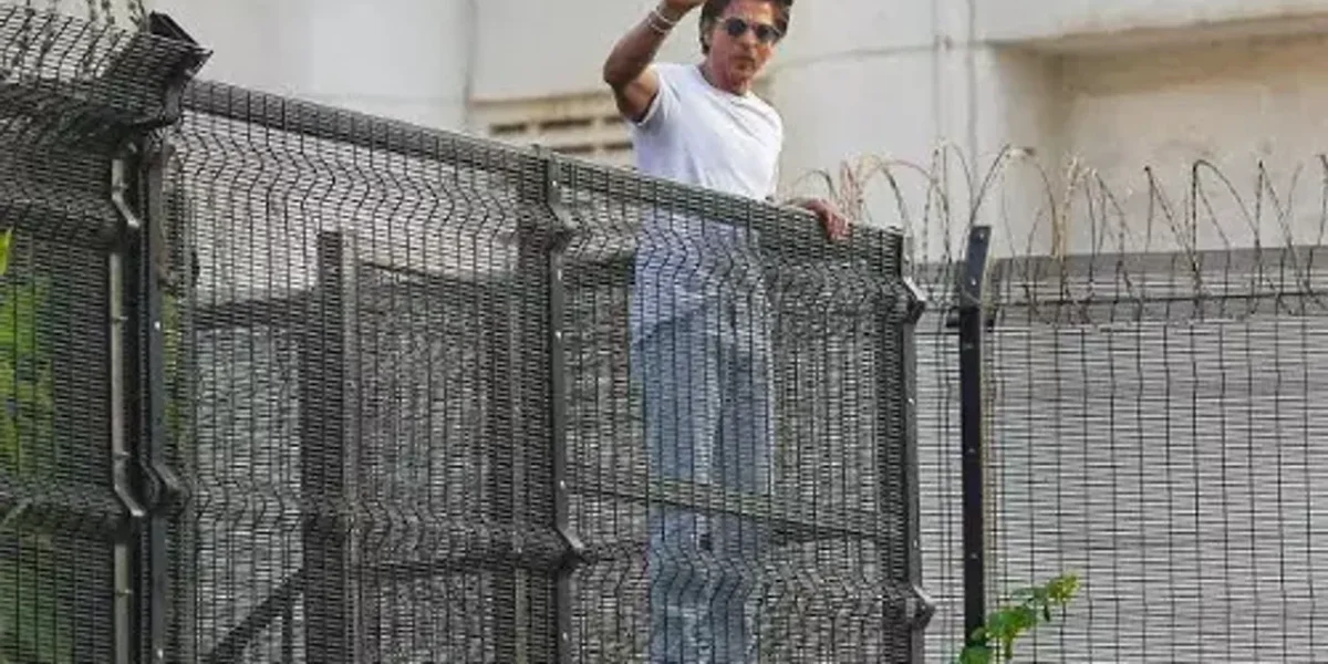 Shah Rukh Khan stopped at Mumbai airport over luxury watches