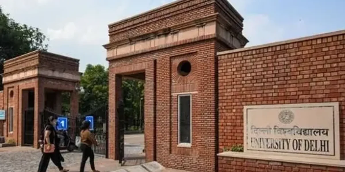 DU launches Financial Support Scheme for economically weak students