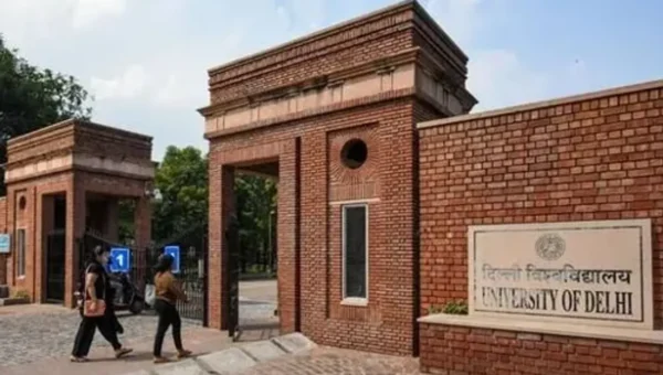 DU launches Financial Support Scheme for economically weak students