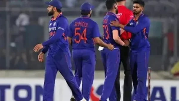 Second ODI Cricket match between India and Bangladesh underway in Dhaka