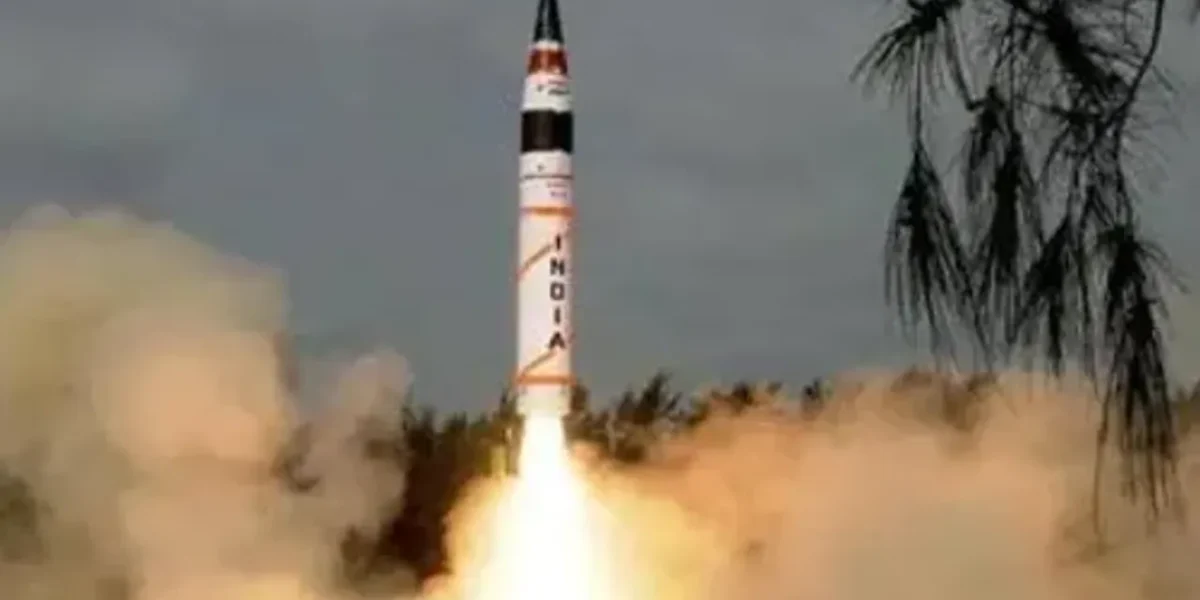 India successfully carries out night trials of nuclear-capable ”Agni-five missile”
