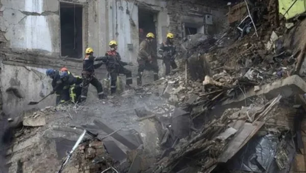 Toddler’s body pulled from rubble of latest Russian strike on Ukraine