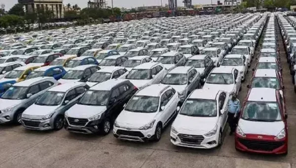 Carmakers record best-ever November sales; Maruti Suzuki, Hyundai, Tata Motors top charts