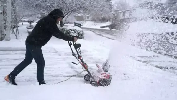 Coldest Christmas in decades for Americans: Over 1 million without power as winter storm hits
