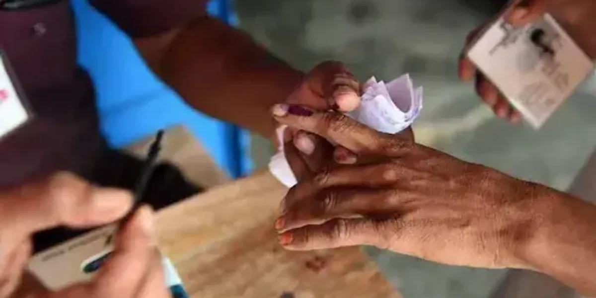 Polling for mega Delhi civic body election begins; 1:45 cr voters in 250 wards