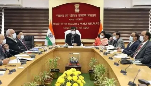 Covid updates: Mandaviya to meet state health ministers; hospitals plan mock drills