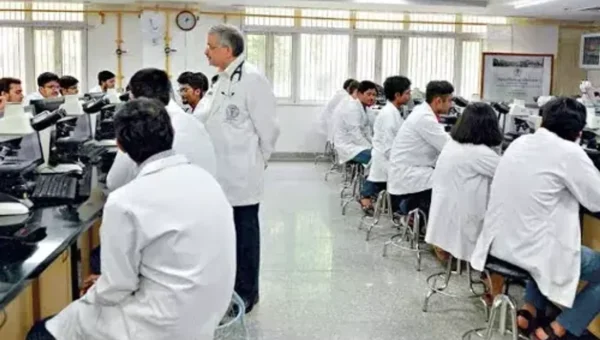 Rs 11.5 lakh/year median fee in private medical colleges, says expert body