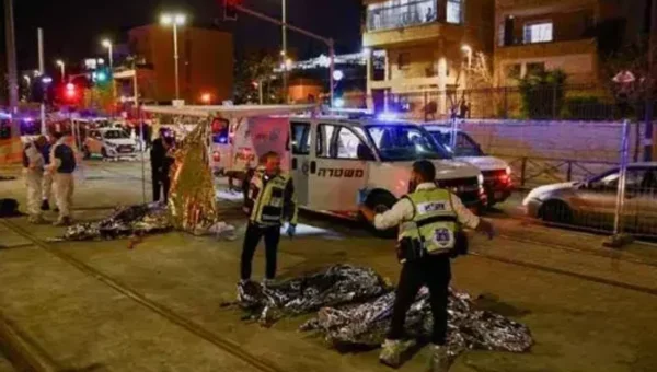 5 killed in shooting near Jerusalem synagogue