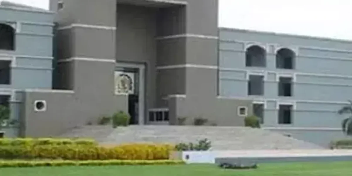 Gujarat HC issues notice to authorities over ragging in medical college