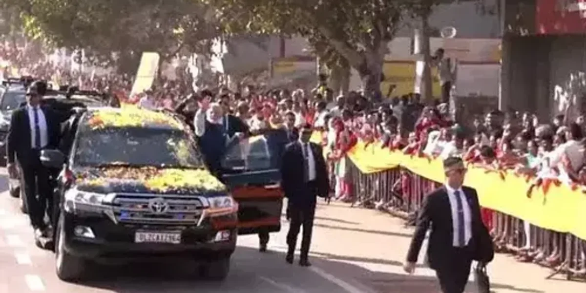 Security breach at PM Modi’s roadshow in Karnataka’s Hubballi