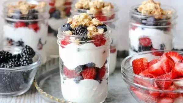 Fruit and Yoghurt Parfait Recipe