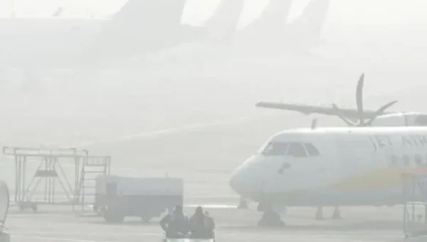 Delhi Cold Wave: IGI airport faces massive disruptions due to dense fog