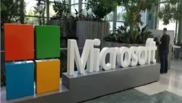 Microsoft services face major outage; Teams, Outlook, Store stop responding