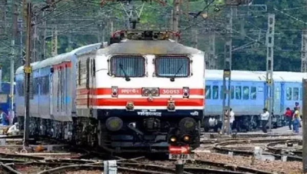 Indian Railways collect Rs 42,370 crore more revenue in current fiscal so far compared to last financial year