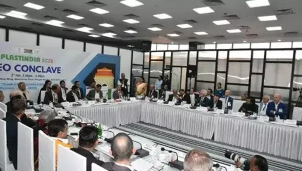 Union Minister Mansukh Mandaviya chairs CEO Conclave at PLASTINDIA 2023