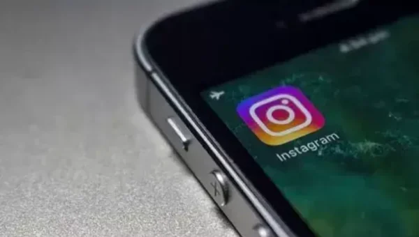 Instagram notifications button position tweak prompts complaints from users