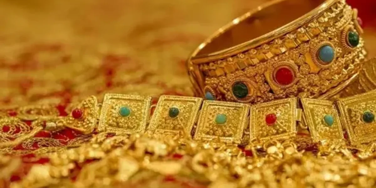 1,700 kg jewellery worth Rs 4 crore looted in Gujarat