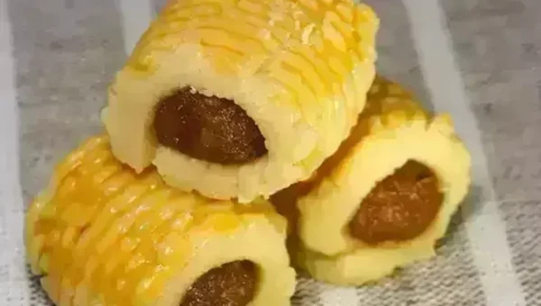 Pineapple Fritters Recipe: Be it parties, picnics or any other special occasion, these Pineapple Fritters will woo your guests