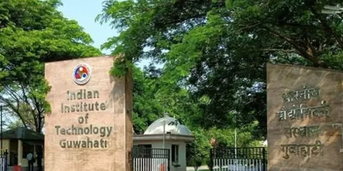IIT Guwahati transfers free-space optical communication technology to telecom industry
