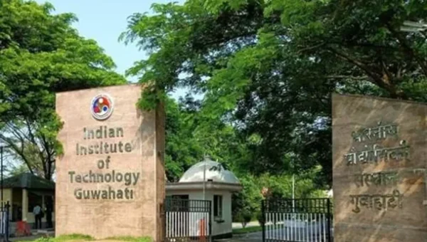 IIT Guwahati transfers free-space optical communication technology to telecom industry