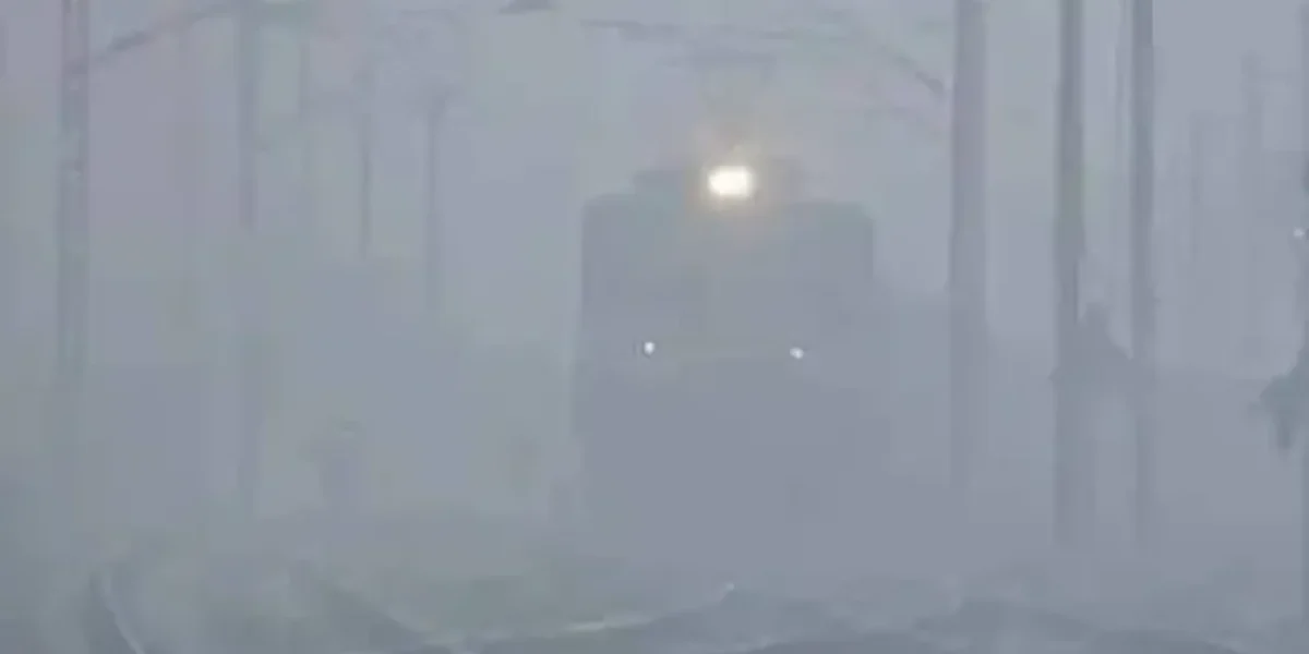 Indian Railways: 9 Trains delayed amid dense fog, low visibility in Northern India