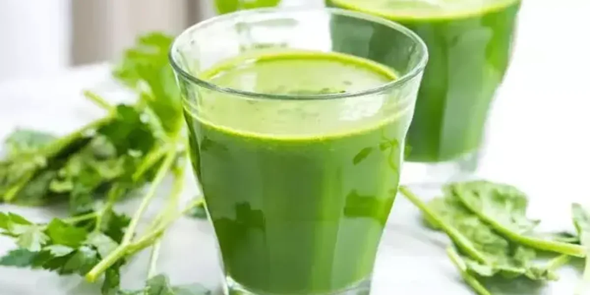 Green Detox Juice Recipe: Try this Juice made with spinach, parsley, celery and mango which would be loved by everyone