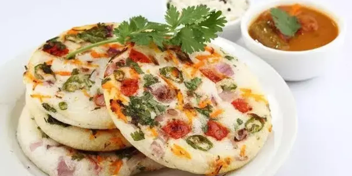 Oats Mini Uttapam Recipe: You can either savour them in breakfast or have them as an evening snack