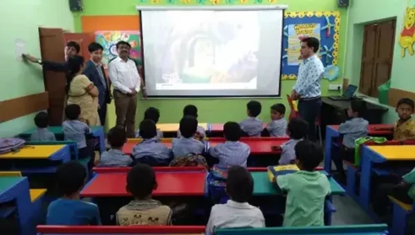UP Government targets making 30,000 smart schools