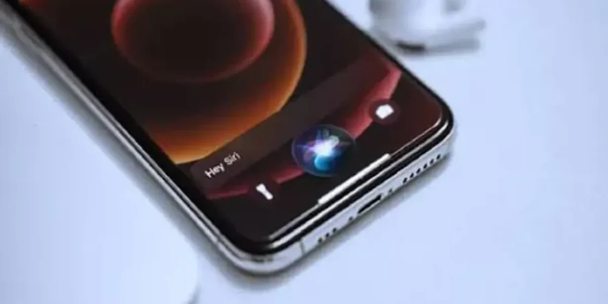 Apple’s Siri could soon get ChatGPT-like capability with natural language generation