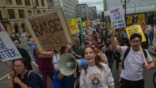 Junior doctors’ strike in UK threatens hospital operations, critical patient care