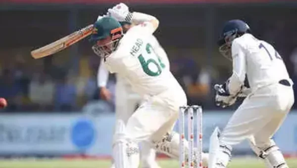 Australia beat India by 9 wickets in third Test