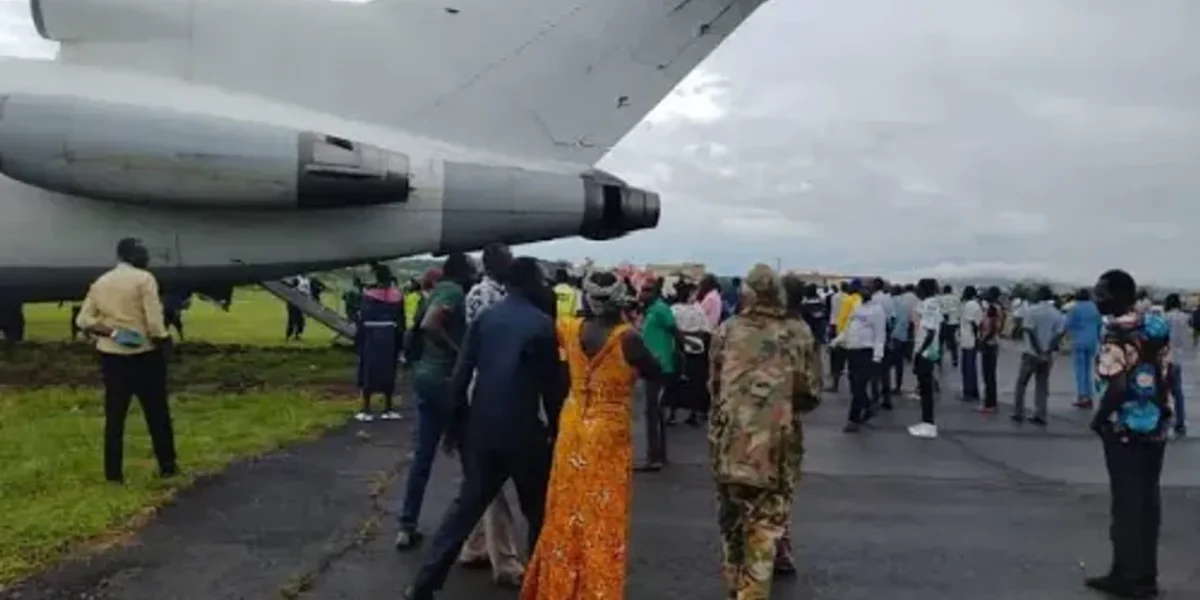 Boeing Aircraft evacuating 300 refugees overshoots runway in Sudan