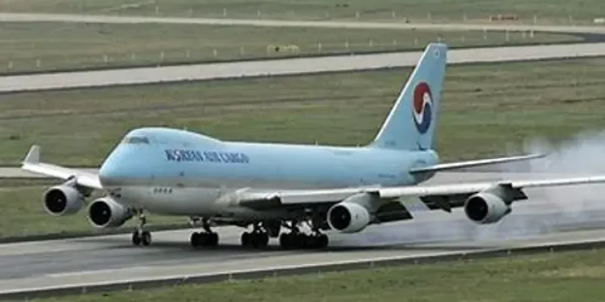Korean air plane narrowly avoids collision with Air Busan Aircraft, probe initiated