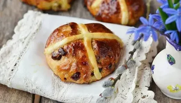 Good Friday special: Hot Cross Buns Recipe
