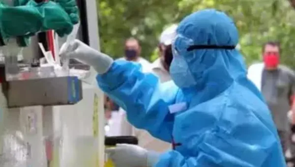 India adds 2,994 COVID cases