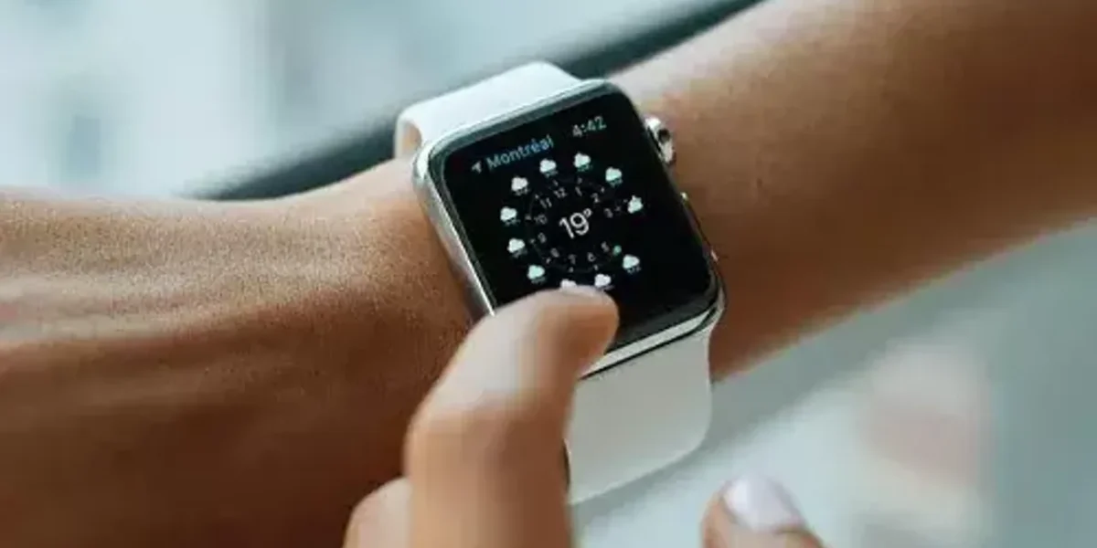Apple Watch might soon be able to connect to multiple iPhones and iPads