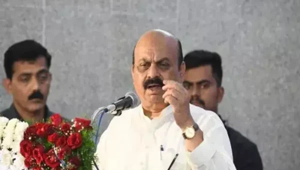 Karnataka warns Maharashtra of retaliatory measures over Health Insurance Scheme