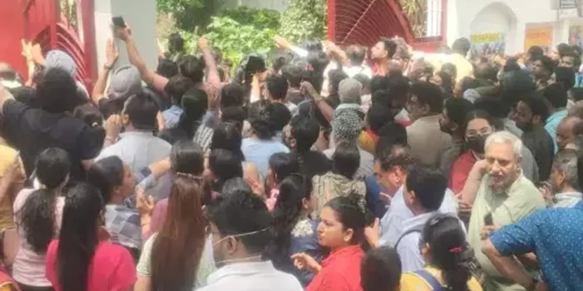 Delhi school evacuated after receiving bomb threat, say police