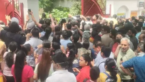 Delhi school evacuated after receiving bomb threat, say police