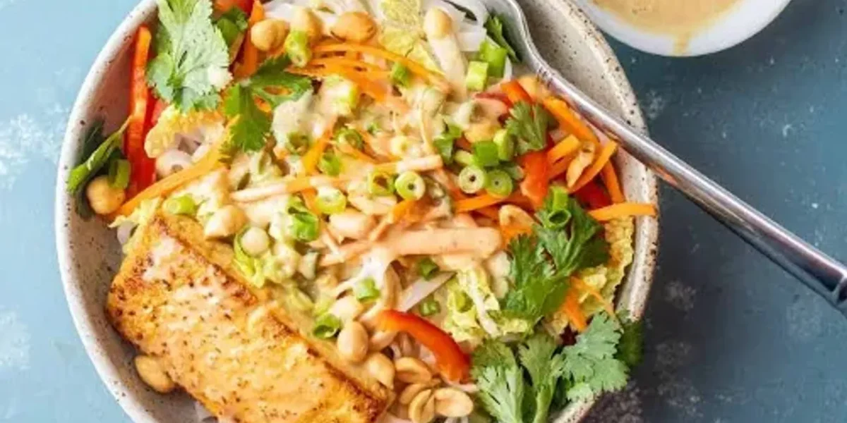 Thai Noodles Tofu Bowl Recipe
