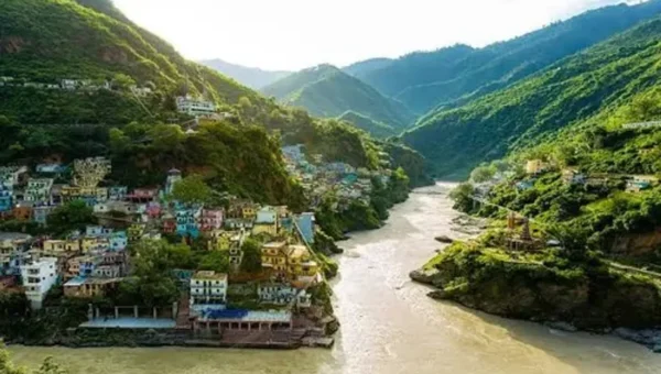 India leads as top source market for Sri Lanka’s tourism sector for April 2023