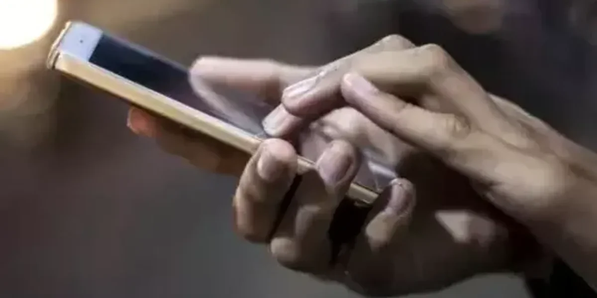 India blocks 14 mobile apps used by terrorists in Pakistan to send information in J-K