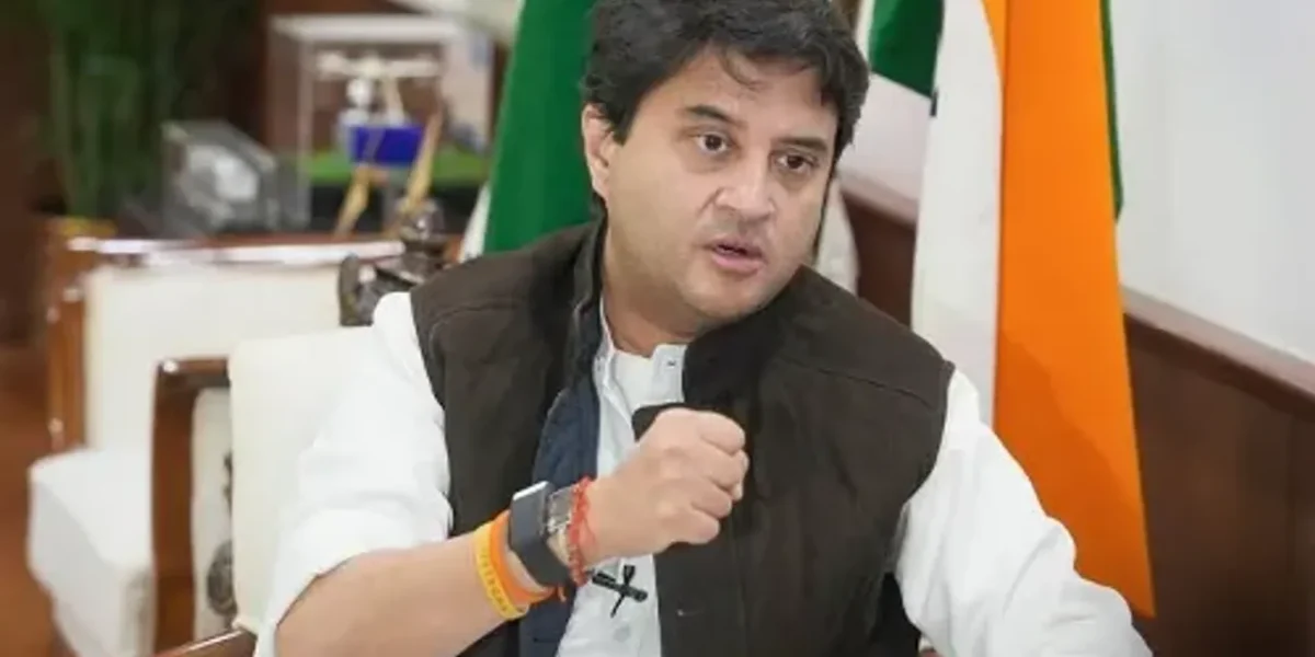 Aviation Minister urges domestic airlines to start more international flights