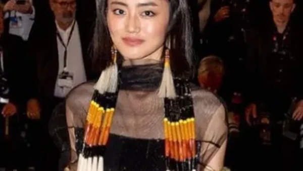Andrea Kevichusa made a stunning fashion statement at Cannes 2023