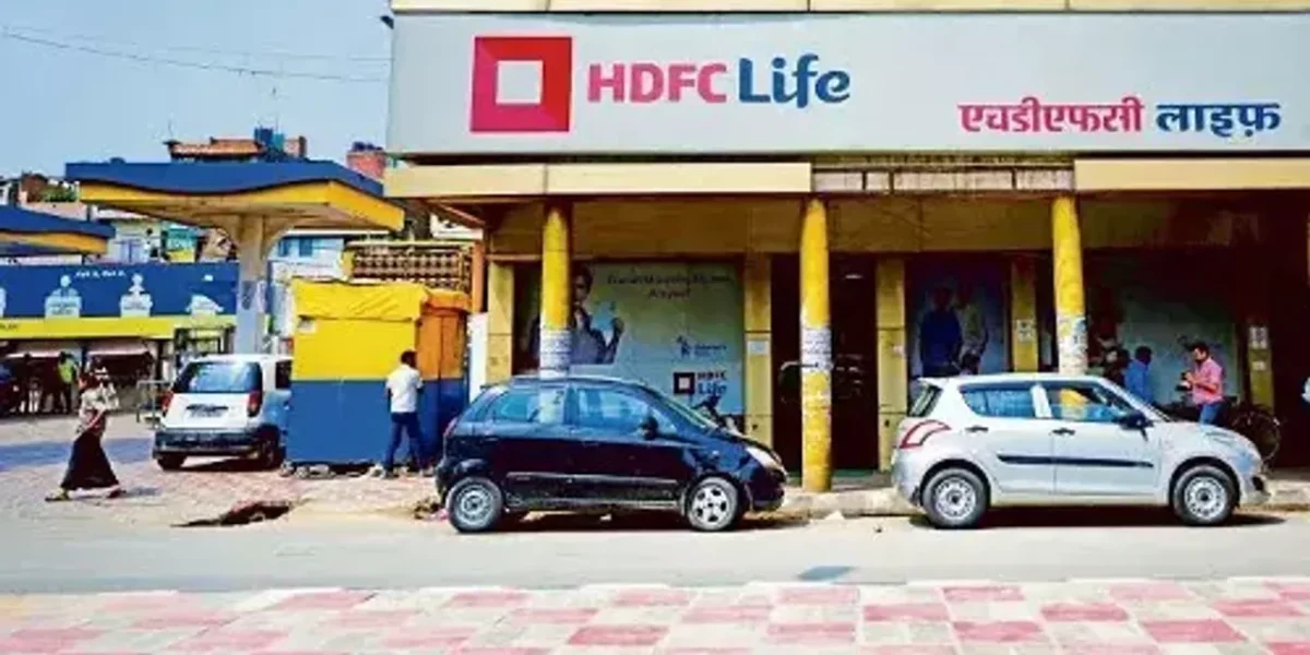 HDFC Life Insurance share price falls over getting ₹942-crore GST demand notice