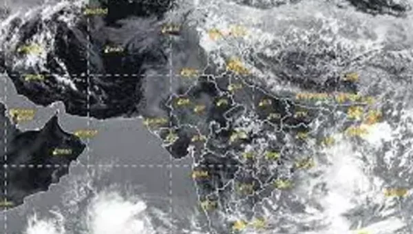 Pakistan’s PM orders authorities to take emergency measures for approaching Cyclone Biparjoy