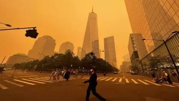 Millions breathing hazardous air as smoke from Canadian wildfires streams south over US