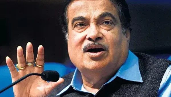 Nitin Gadkari: Mandatory for trucks to have AC driver compartments from 2025 onwards