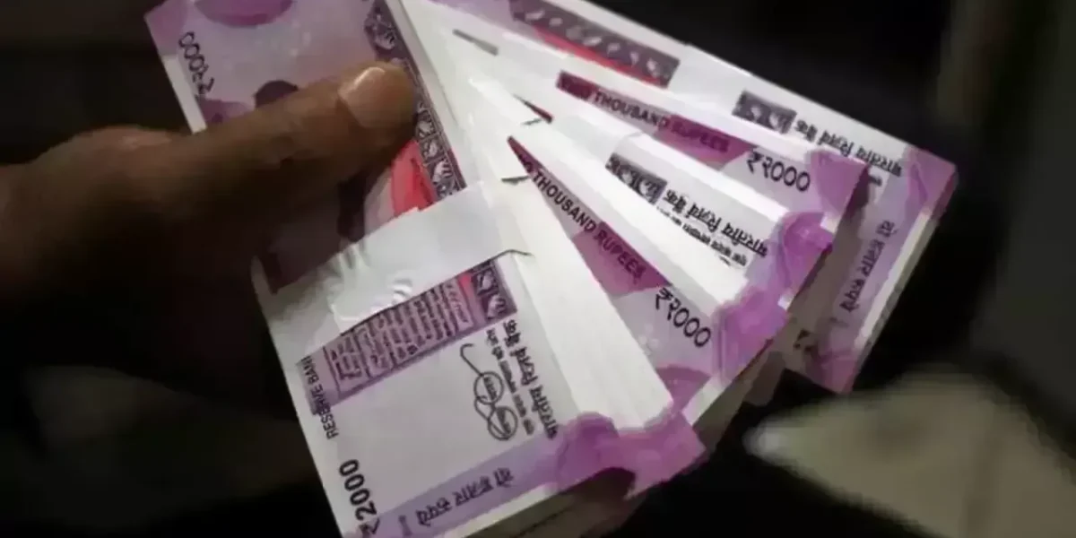 Report: Government likely to get record dividend of Rs. 63,000 crore from listed PSUs