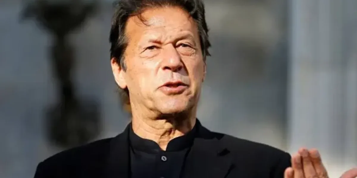 Pak’s EC issues non-bailable arrest warrant against Imran Khan for contempt
